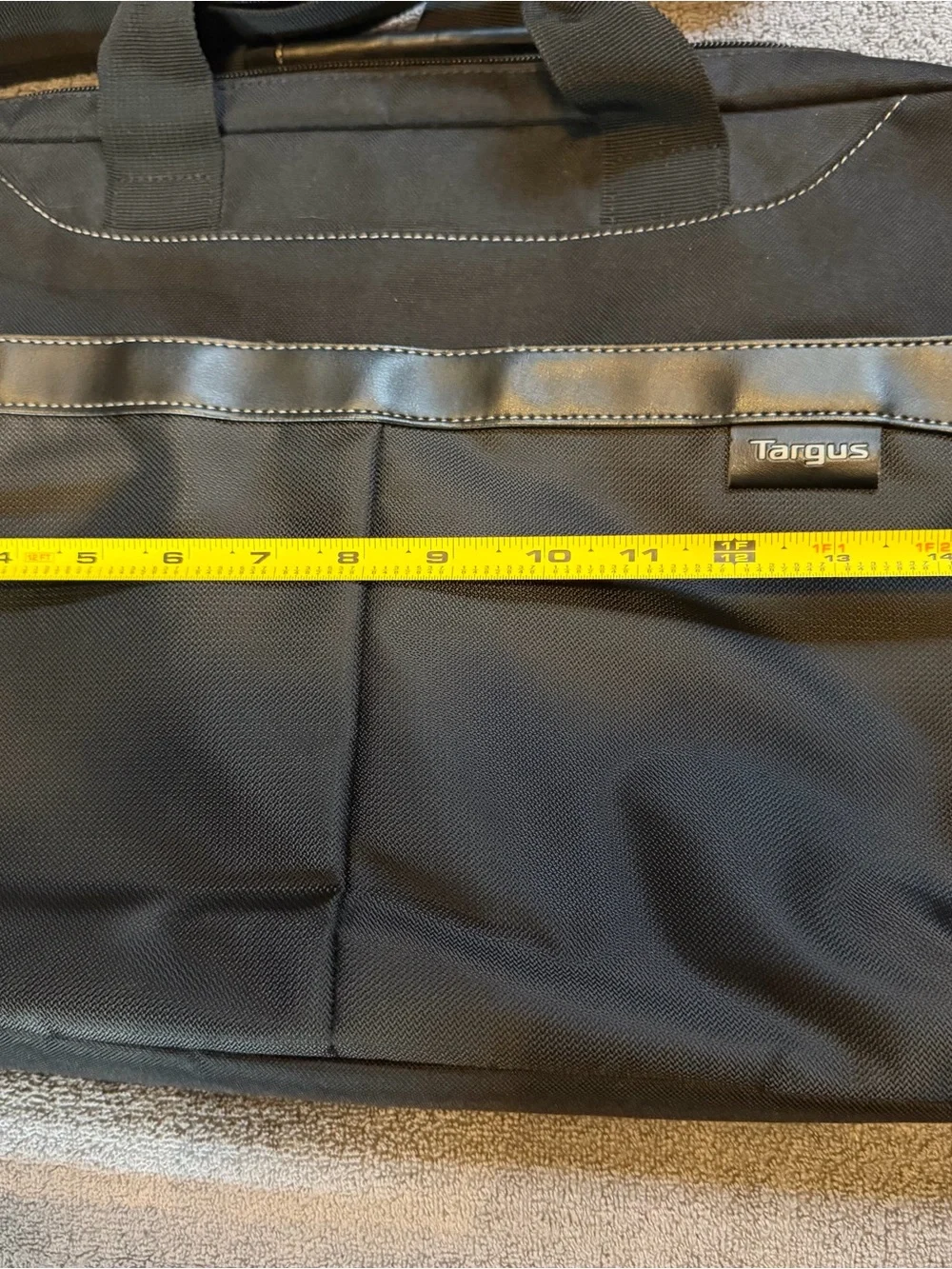 Targus Black Laptop Bag with Shoulder Strap